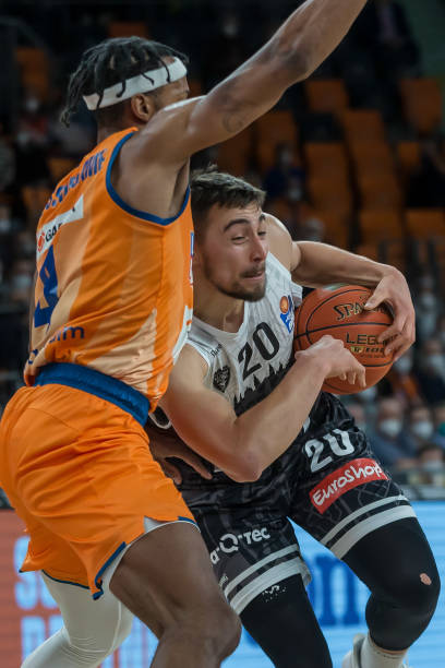 传奇不仅仅 传奇不仅仅